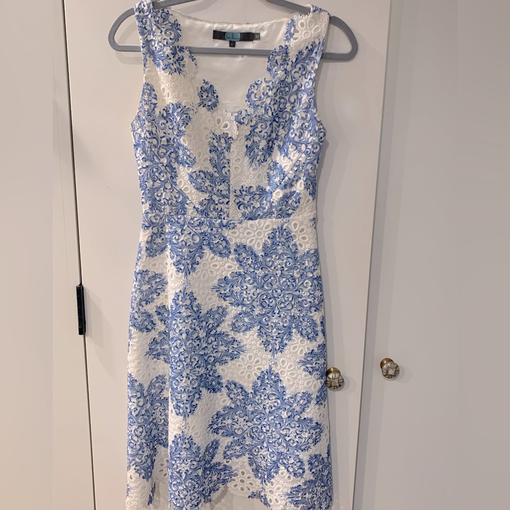 Anthropologie Eva Franco Starflower Scalloped Blue and White Lace Dress Size 2